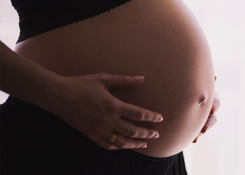 Ventre femme enceinte Ventre femme enceinte
